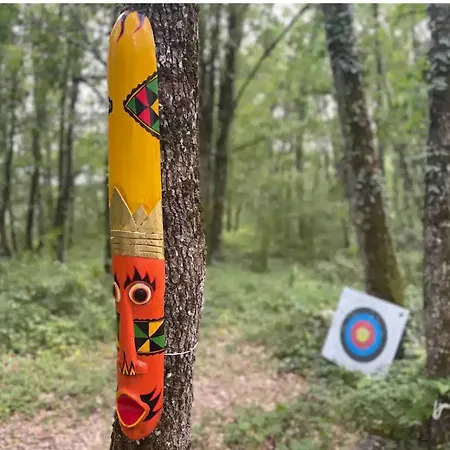 Luxe tent Apache Loubes-Bernac