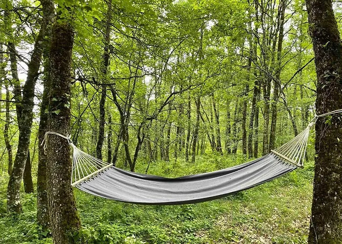 Apache Luxe tent Loubes-Bernac