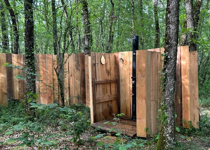 Apache * Loubes-Bernac